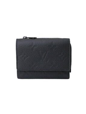 Louis Vuitton Monogram Taurillon Portefeuille Pilot Trifold Wallet Leather Black